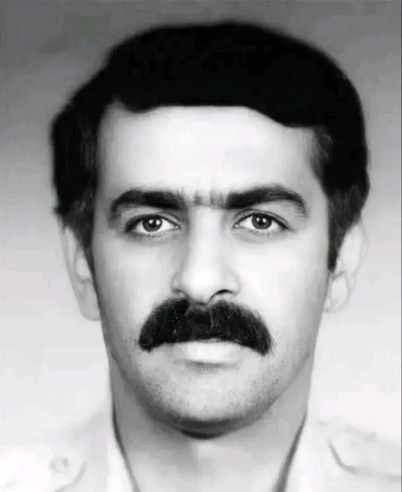 عباس زریباف ( زریبافان) که در جریان عملیات مرصاد همراه با منافقین کشته شد - - دانشجویان پیرو خط امام در جریان اشغال سفارت آمریکا در 13 آبان 1358