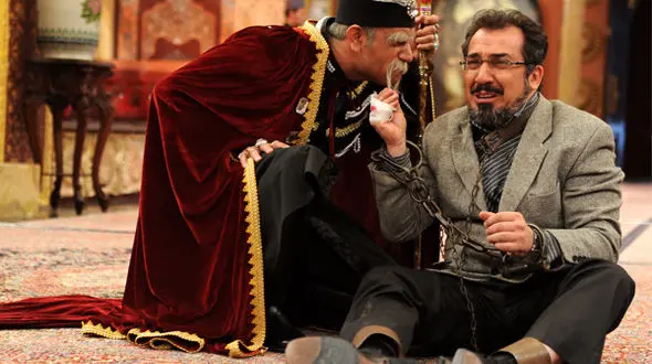 فیلم غش خنده / بلایی که هادی کاظمی در سریال قهوه تلخ سر سیامک انصاری آورد / سیامک گفت من دیگه نمیتونستم بازی کنم ....