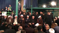 حضور مردم و چهره‌ها  در کنار پیکر آیت‌الله هاشمی‌ رفسنجانی در حسینیه جماران +فیلم و تصاویر