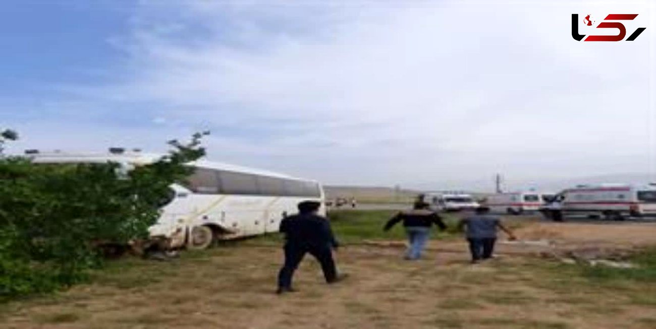 انحراف اتوبوس در کمریندی یاسوج 14 نفر را راهی بیمارستان کرد