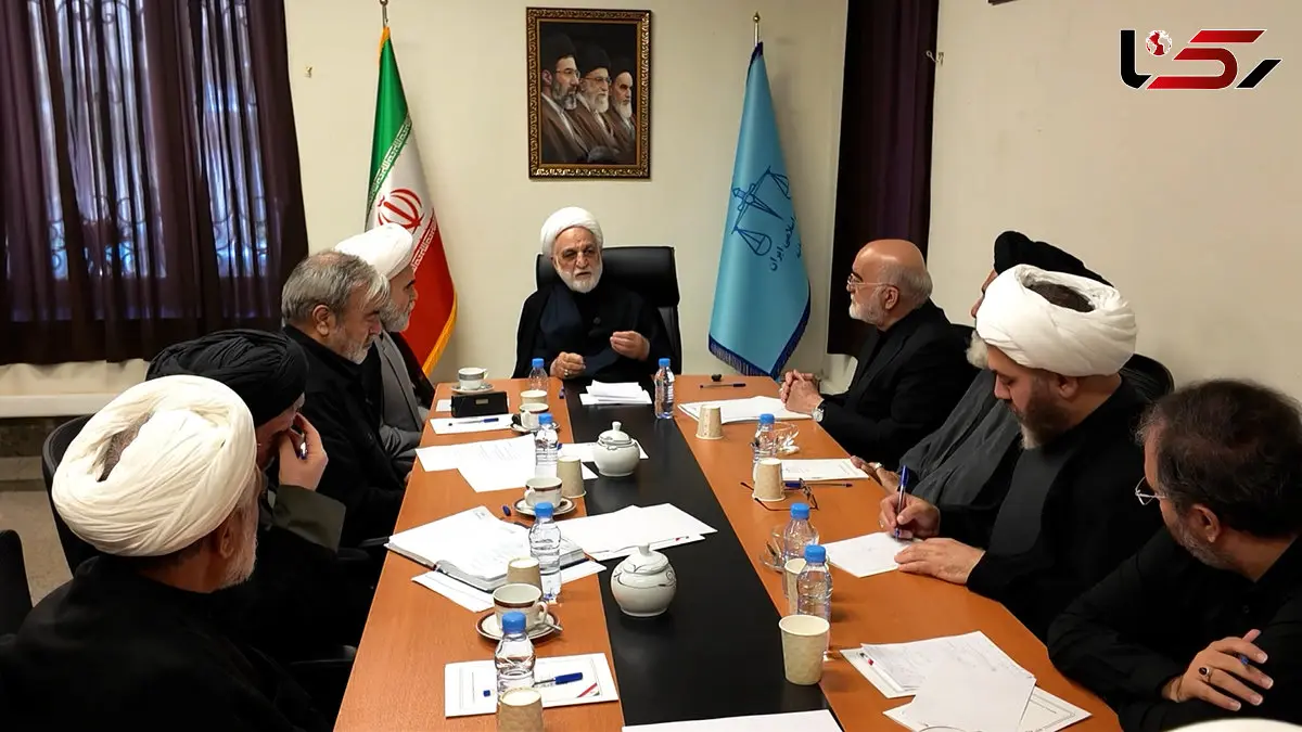 رئیس قوه قضاییه : اموال مقامات آمریکایی را توقیف می‌کنیم/  جنایات جنگی آمریکا را پیگیری قضایی می کنیم