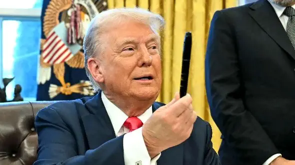 رمزگشایی سی‌ان‌ان از خبر جنجالی ترامپ: پشت پرده‌ چه خبر است؟