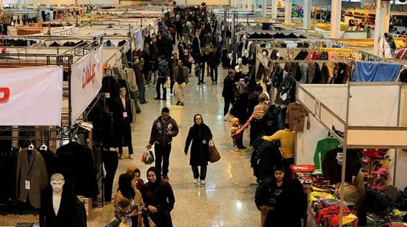  کالاهای خارجی و بی کیفیت در نمایشگاه‌های بهاره / حقوقبگیران راضی نیستند