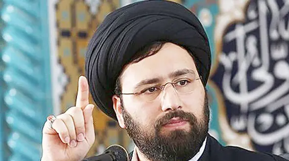 حمایت جانانه نوه امام خمینی از رهبری انقلاب! / سید علی خمینی کیست ؟/ از ازدواج با  نوه آیت الله سیستانی تا صمیمیت با رهبری و سردار سلیمانی + فیلم و عکس ها