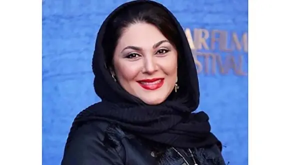 زیباترین عکس یلدایی خانم بازیگر ! /  لاله اسکندری حسرت برانگیز در شب یلدا !