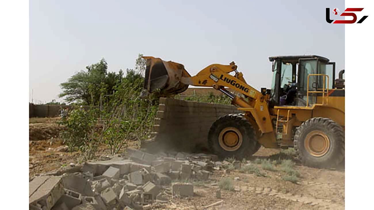 تخریب 3 هزار مترمربع ساخت و ساز غیرمجاز در نی ریز