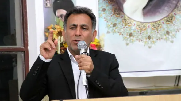 سپهوند : برخی درون مجلس از دولت سایه دستور می گیرند