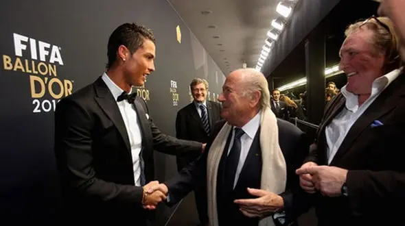 بهترین پاسخ رونالدو به منتقدان / می خواهم عصبانی باشم