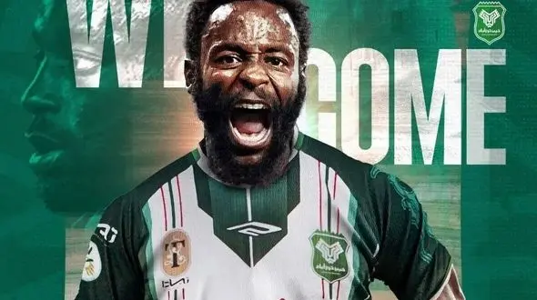 مدافع ۳۳ ساله ساعل عاجی به خیبر رسید!/ می تواند بازی کند؟