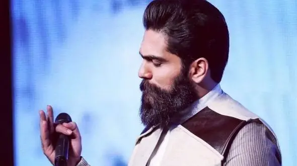مات و مبهوت ماندن پژمان جمشیدی از صدای بهشتی علی زندوکیلی و اجرای فوق العاده آهنگ لالاکن دختر زیبای شبنم/ واقعا محشر بود+ویدیو