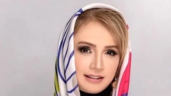 شبنم قلی خانی با جواهراتی شیک و مرواریدنشان از یک طراح ایرانی خارج نشین/ واقعاً فوق العاده شیک و اصیل+عکس