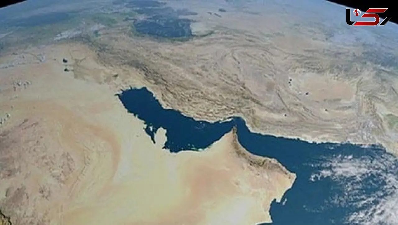 خلیج فارس؛ دریایی که بوی نفت و باروت گرفته است / ۲۱ میلیارد لیتر نفت؛ بمب ساعتی اکولوژیکی در آب‌های جنوب/مرگ خاموش لاک‌پشت‌ها و دلفین‌ها زیر لکه‌های سیاه