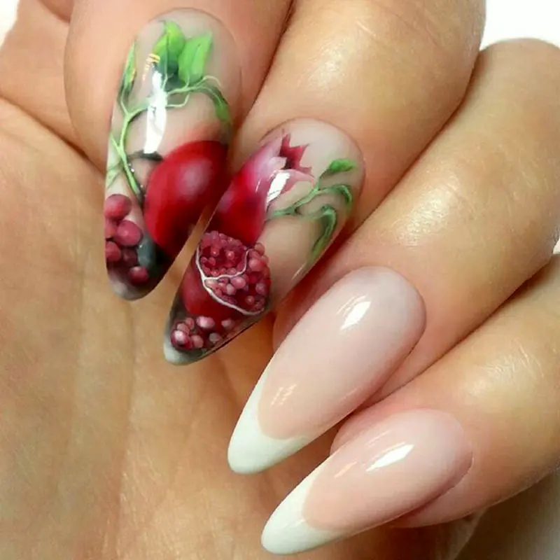 دیزاین ناخن یلدایی فانتزی