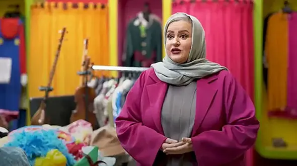 فیلم ابراز عشق نعیمه نظام‌دوست به احسان علیخانی در جوکر /  زنگ زدم صداتو بشنوم! / احسان واقعا کم آورد !