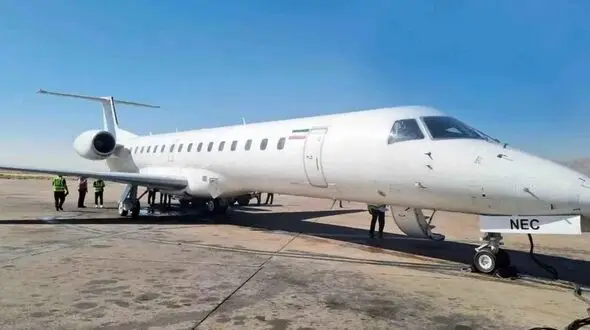 مجوز پرواز یا مجوز اخراج؟ / تعدیل یک‌ سوم کارکنان یک ایرلاین خصوصی و سکوت سازمان هواپیمایی کشوری!