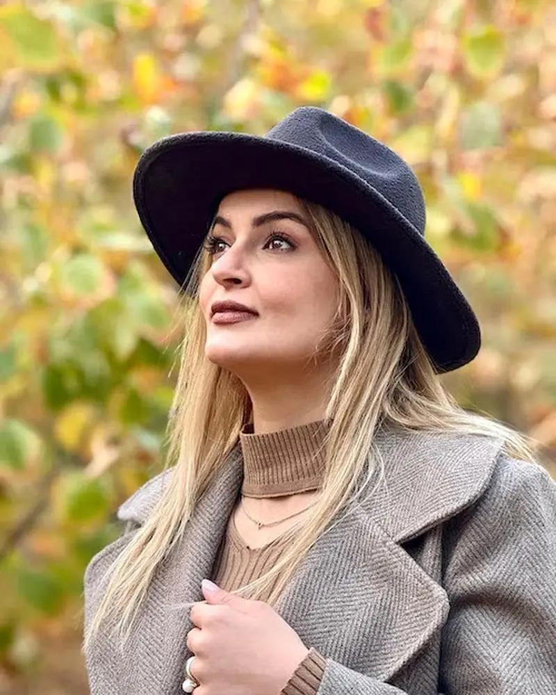 استایل پاییزی نیلوفر پارسا