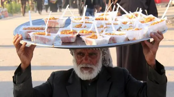 زائران کربلا مراقب باشند: غذاهای عراقی چالش بزرگی برای معده شما!