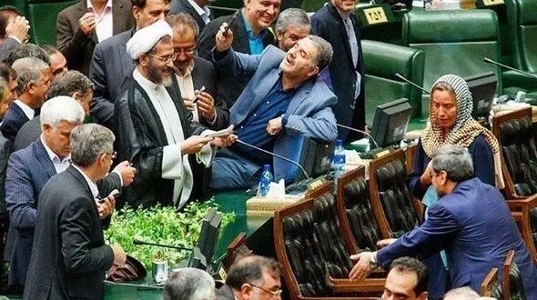  احتمال ورود هیات نظارت بر رفتارنمایندگان به ماجرای سلفی باموگرینی 