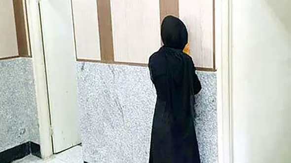 زن جوان آبروی خانم سرشناس فضای مجازی را برد / انگیزه زن جوان کارهای تبلیغاتی بود + جزییات