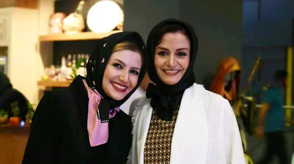 خواهران زارعی در اکران زیر سقف دودی 