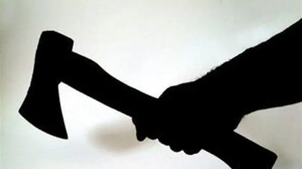 وحشت از مرد تبرزن در گرگان ! / پلیس با قدرت وارد عمل شد


