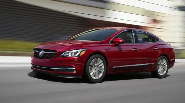 بیوک لاکراس مدل 2019 یک اسپرت لاکچری