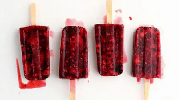 چرا بستنی‌ یخی بیش‌فعالی می‌آورد/ اختلالات کبدی با خوردن بستنی های غیرمجاز