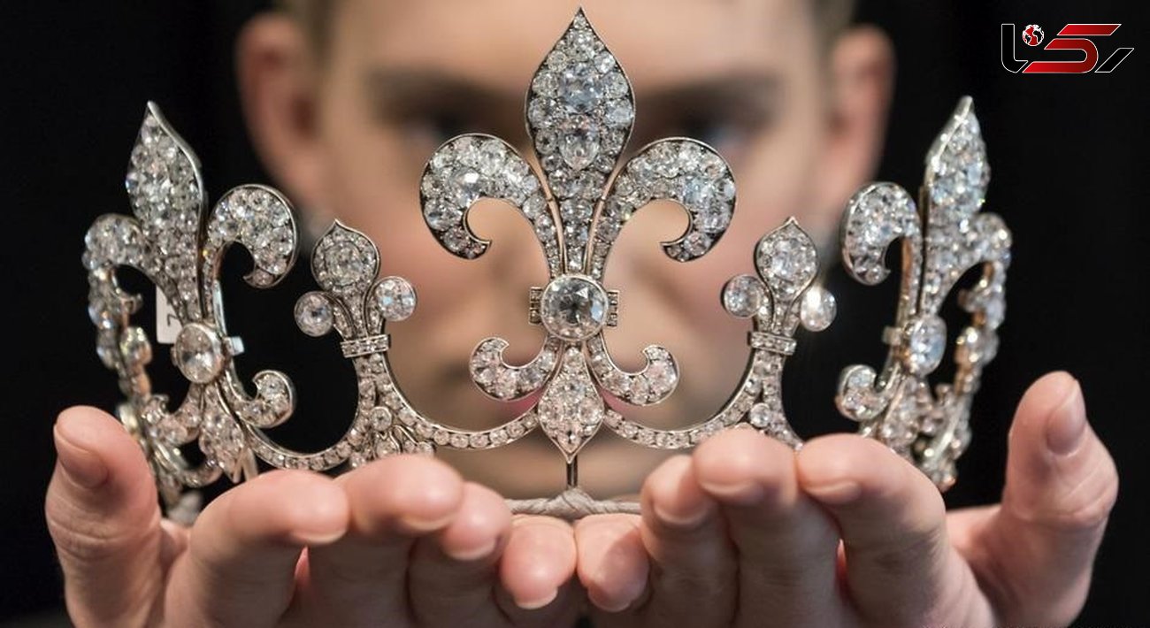 جواهرات 200ساله ملکه حصر شده فرانسه حراج شد+تصاویر
