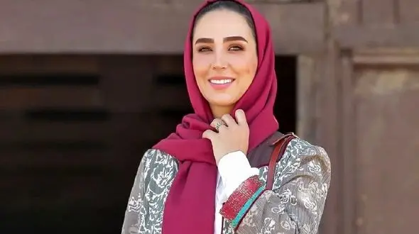 نگاهی به استایل شیک و یکدست «سوگل طهماسبی» در اکران یک فیلم سینمایی / خانم بازیگر سریال گاندو بازهم درخشید