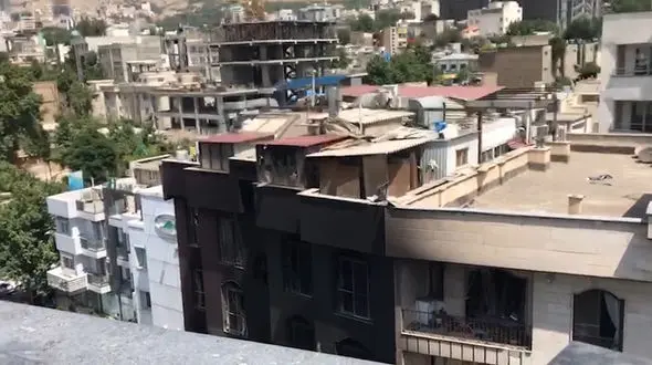 اینجا پشت بام عجیب کلینیک سینا است! / درانفجار تجریش امکان فرار نبود !+ عکس و فیلم