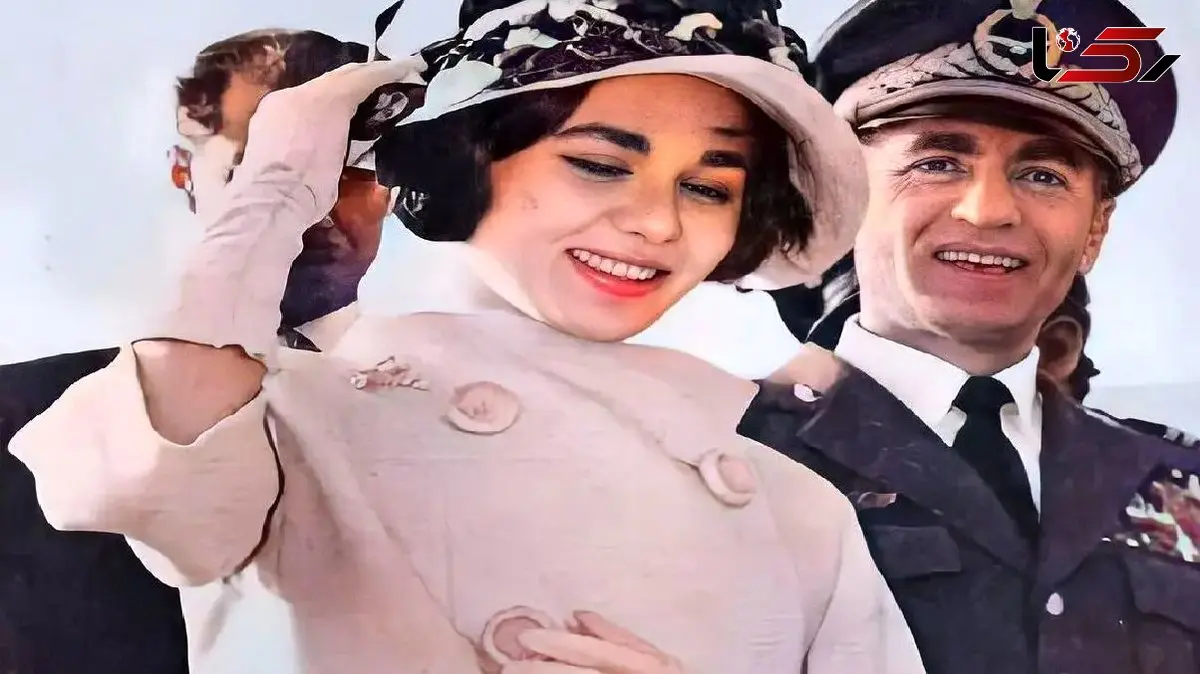 عکس سفر در زمان  /  رفتارهای لوس محمدرضا پهلوی با فرح دیبا  که انگار سیندرلاست! / از کالسکه طلایی تا تاج و لباس سفید ...