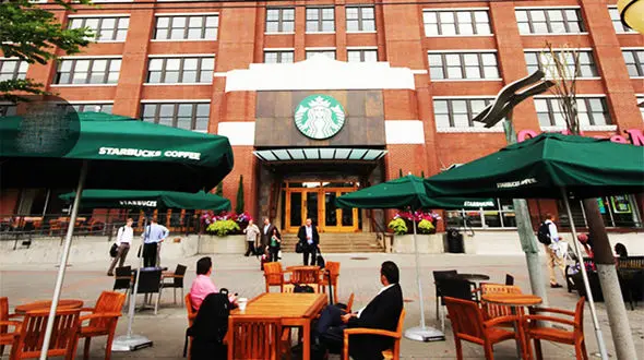 استارباکس با چاپ سه‌ بعدی: تجربه آینده در یک کافه