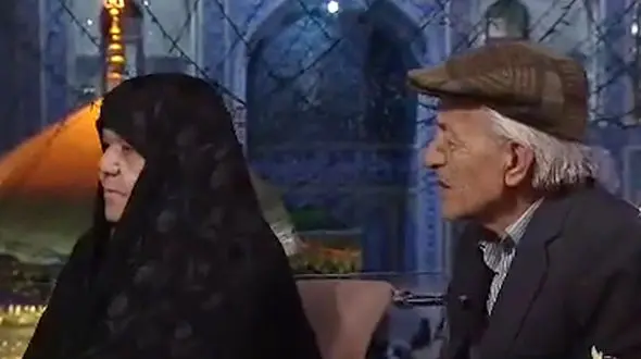 این فیلم دلتان را به درد می آورد / لحظه خبر دادن کشف پیکر یک شهید به پدر و مادرش