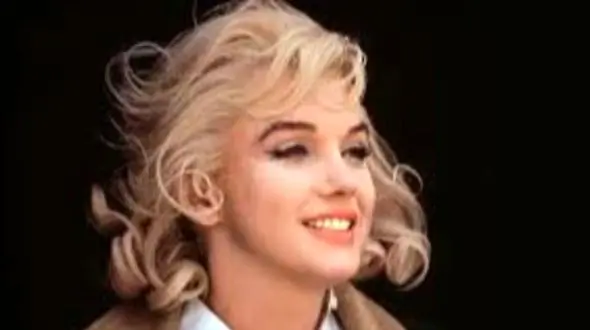 سفر در زمان؛ «مرلین مونرو در آخرین جشن تولدش»؛ سال 1341