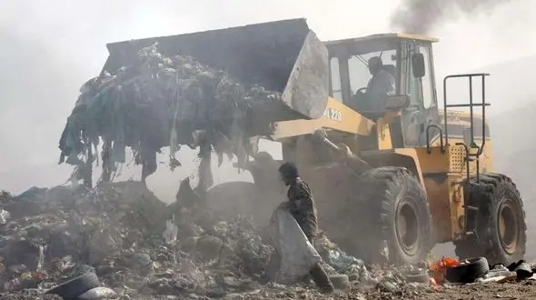 کولاک‌ پسماندسوزی در حاشیه تهران/۸۰ مورد ضایعات سوزی در جنوب تهران؛ فقط در چند روز