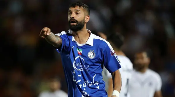 اعتراض نساجی به ستاره مشمول آبی‌ها +سند/ استقلال سه بر صفر بازنده می‌شود 