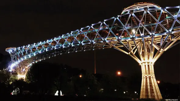 پل طبیعت در شب نوروز ۱۴۰۰ نورافشانی می‌شود 