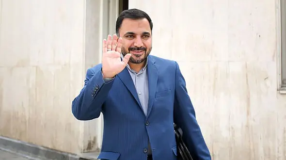 وزیر ارتباطات  از ادامه فیلترینگ اینستاگرام و واتساپ خبر داد 