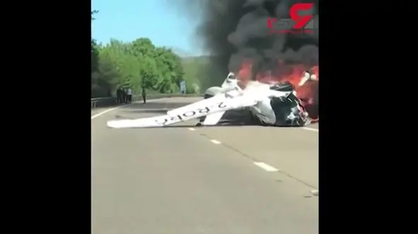 فیلم وحشتناک از لحظه آتش گرفتن هواپیما / سرنوشت سرنشینان چه شد ؟ 