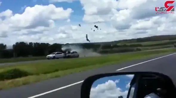 پرواز مرگبار موتورسوار پس از تصادفی وحشتناک + فیلم