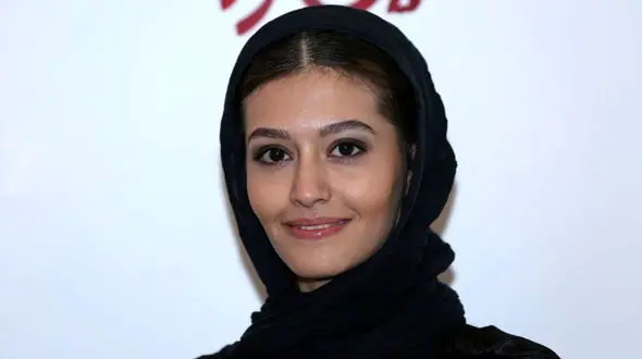 عکس ها/  لباس عزای خانم بازیگران ایرانی در مراسم ختم ربابه بختیاری / چهره های غمزده بهاره افشاری و پردیس احمدیه ، گلوریا هاردی و صبا ساحلی و مردان بازیگر