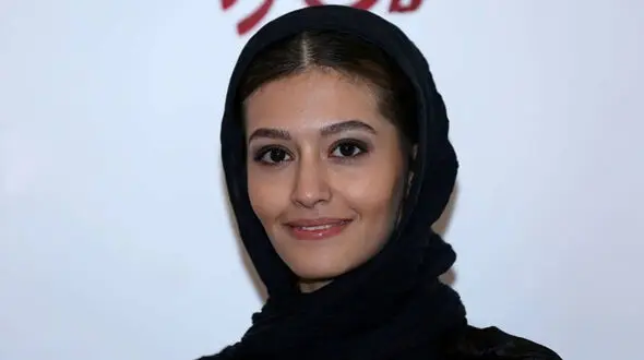 عکس ها/  لباس عزای خانم بازیگران ایرانی در مراسم ختم ربابه بختیاری / چهره های غمزده بهاره افشاری و پردیس احمدیه ، گلوریا هاردی و صبا ساحلی و مردان بازیگر