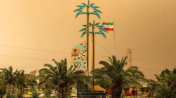 آسمان آبادان نارنجی شد + عکس
