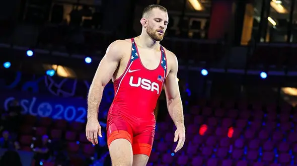 خداحافظی دیوید تیلور با چشمانی اشکبار + فیلم