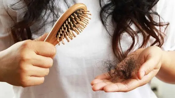 بهترین محصولات ضد ریزش مو؛ با ریزش مو خداحافظی کنید