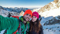 ثبت لحظه های ناب عاشقی در نوک بلندترین قله های جهان+عکس