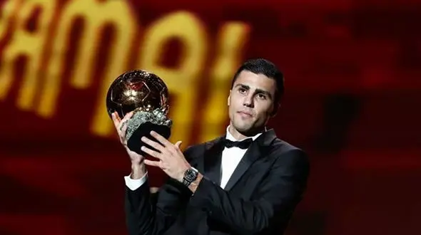 وینیسیوس چند امتیاز از رودری کم آورد؟