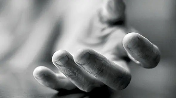 نقشه پلیدانه برای یلدا زن جوان در آرایشگاه زنانه