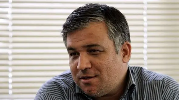 هواداران استقلال علیه رئیس! / امروز آمدی فردا میروی!