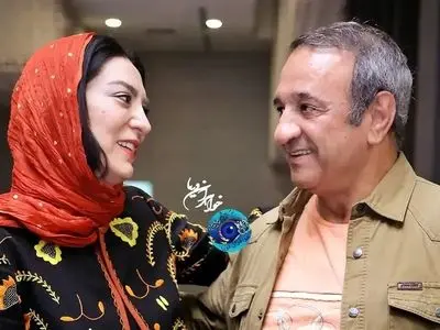 فیلم/ دکوراسیون قصر عاشقانه و جمع و جور حمیرا ریاضی و علی اوسیوند؛ از کوسن‌هایی با طرح سنتی و پاف خوش‌رنگ تا دیزاین ورودی خانه به سبک و سیاق سنتی‌پسندها